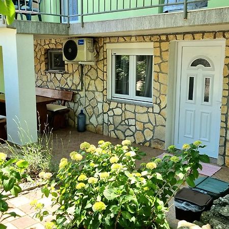 Apartment Deni Skrbčići Bagian luar foto
