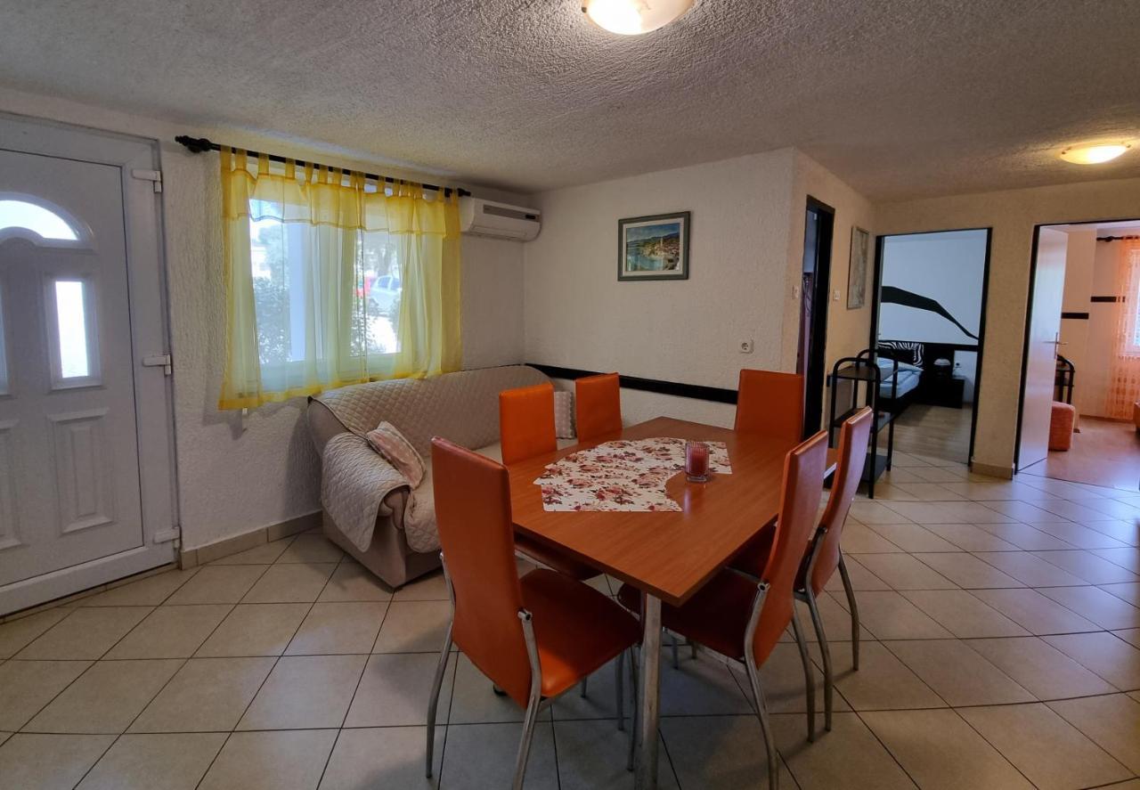 Apartment Deni Skrbčići Bagian luar foto
